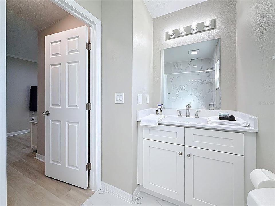 For Sale: $749,000 (5 beds, 4 baths, 2596 Square Feet)