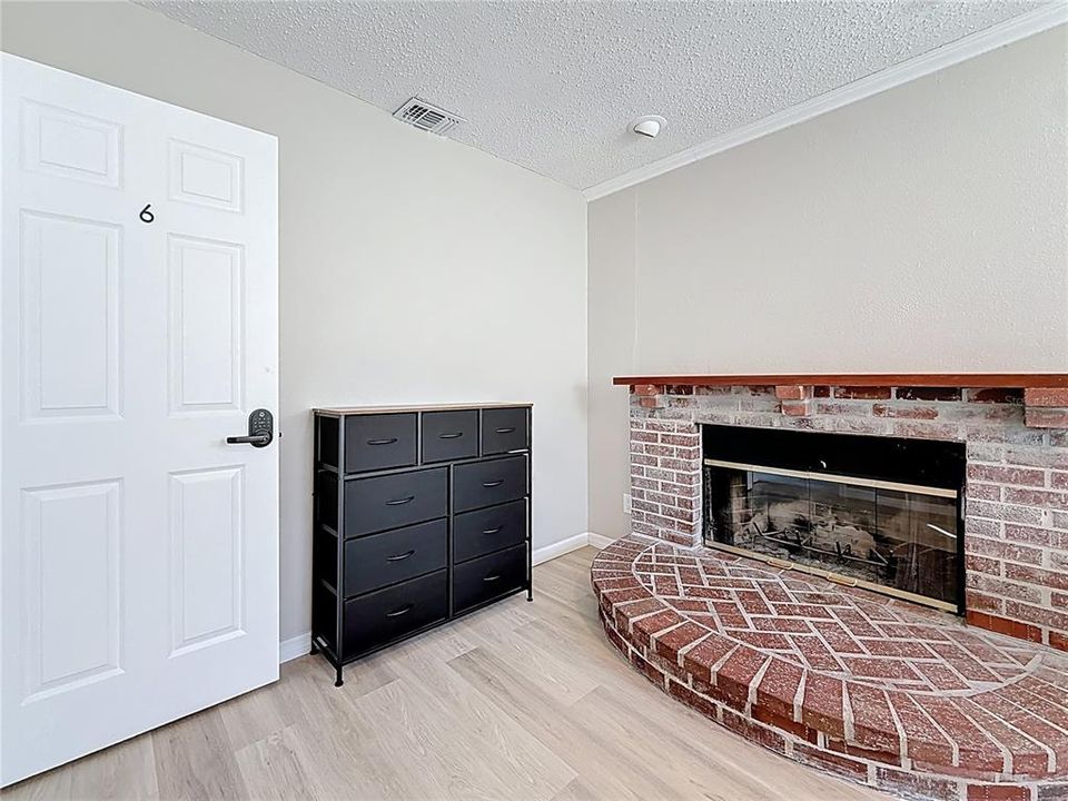 For Sale: $749,000 (5 beds, 4 baths, 2596 Square Feet)