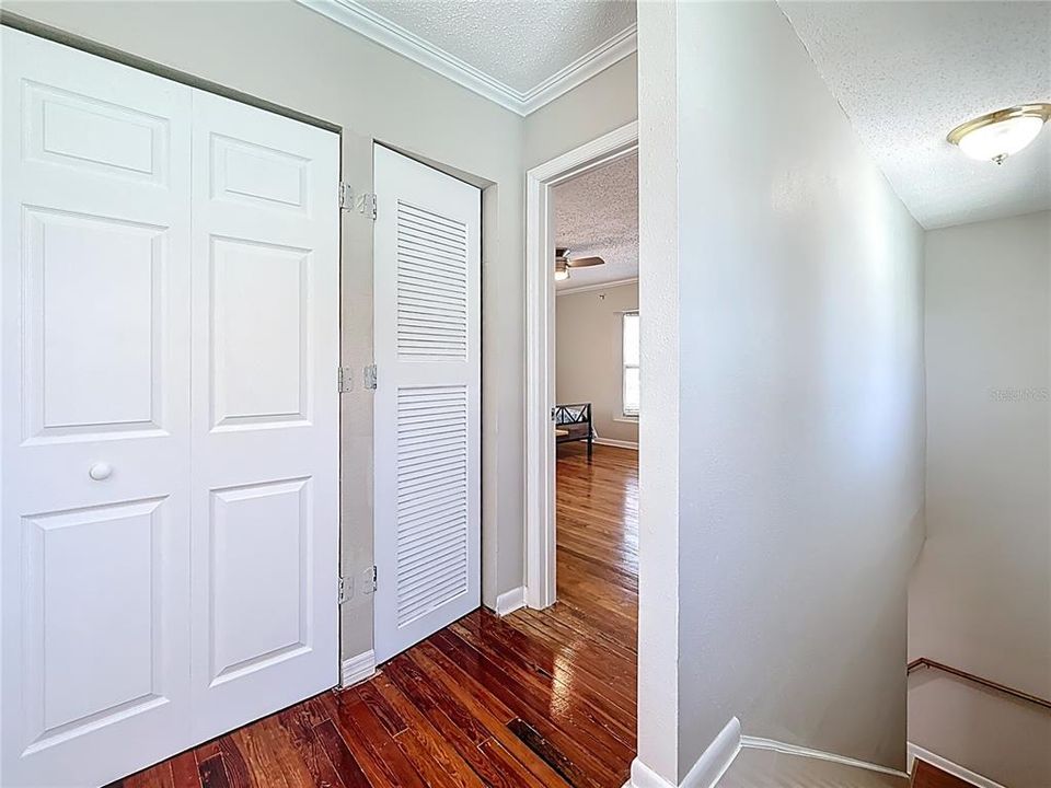 For Sale: $749,000 (5 beds, 4 baths, 2596 Square Feet)