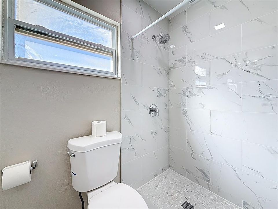 For Sale: $749,000 (5 beds, 4 baths, 2596 Square Feet)