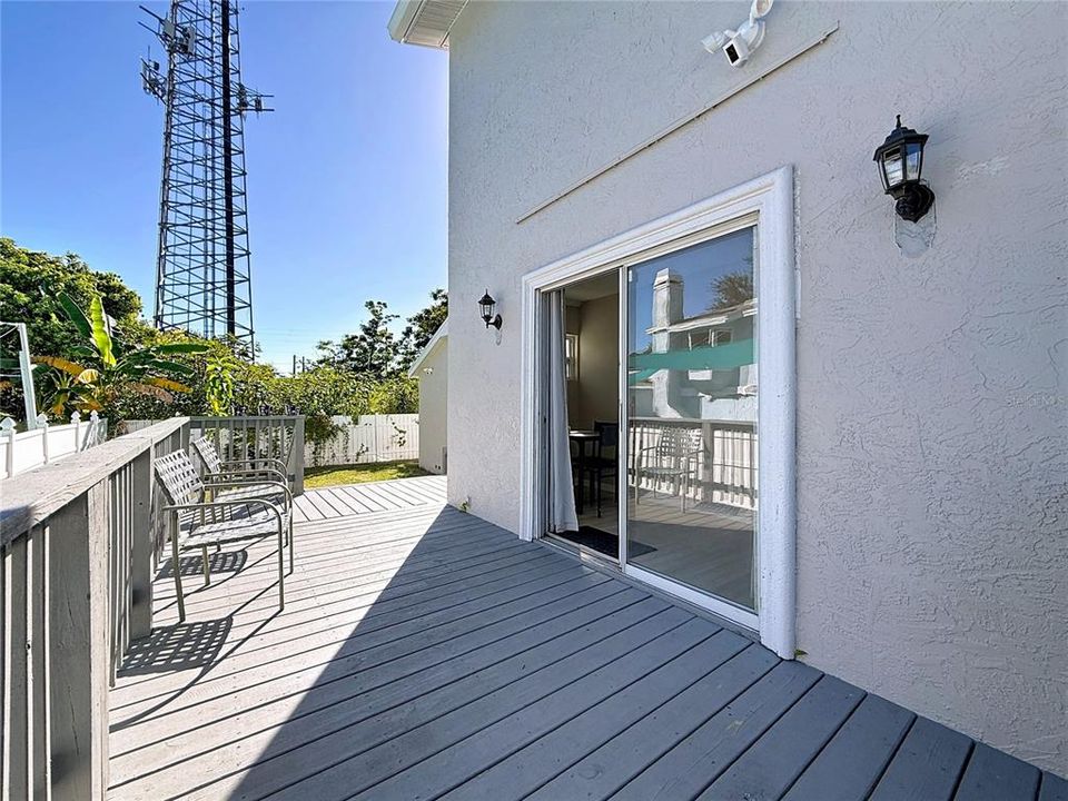 For Sale: $749,000 (5 beds, 4 baths, 2596 Square Feet)