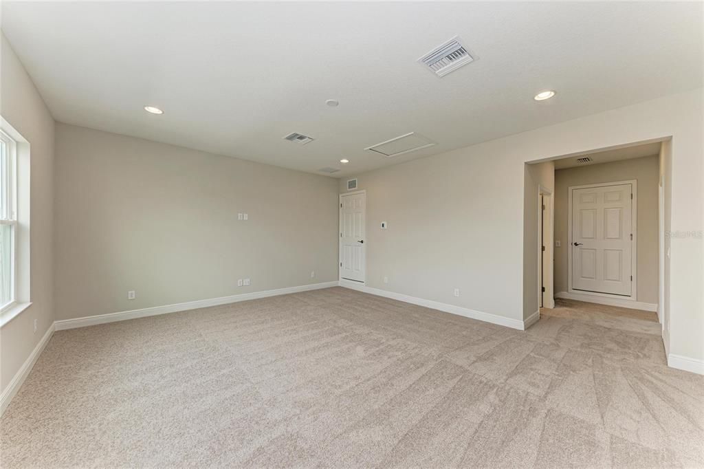 For Sale: $836,833 (5 beds, 4 baths, 3144 Square Feet)