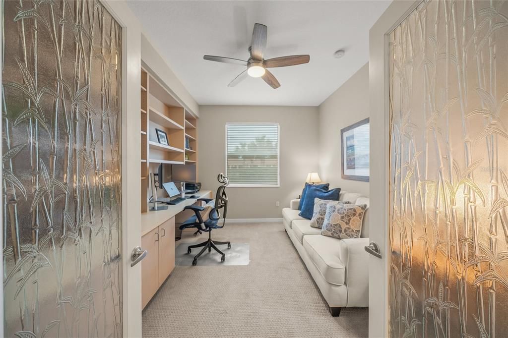 For Sale: $699,000 (3 beds, 2 baths, 1929 Square Feet)