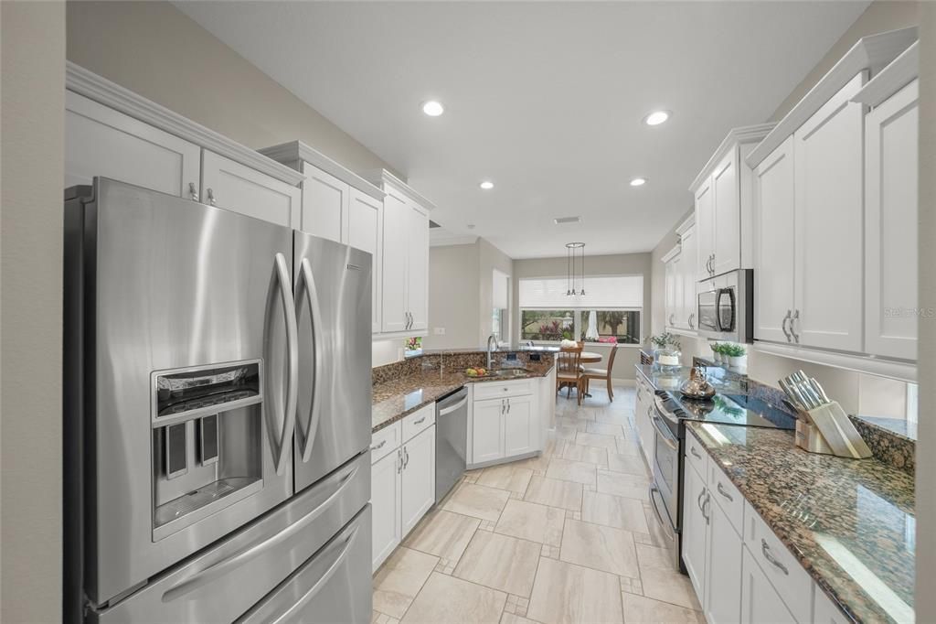 For Sale: $699,000 (3 beds, 2 baths, 1929 Square Feet)