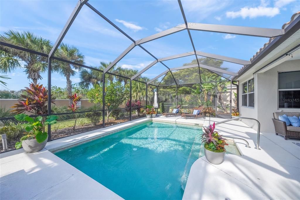 For Sale: $699,000 (3 beds, 2 baths, 1929 Square Feet)