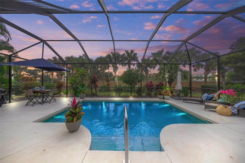 For Sale: $699,000 (3 beds, 2 baths, 1929 Square Feet)