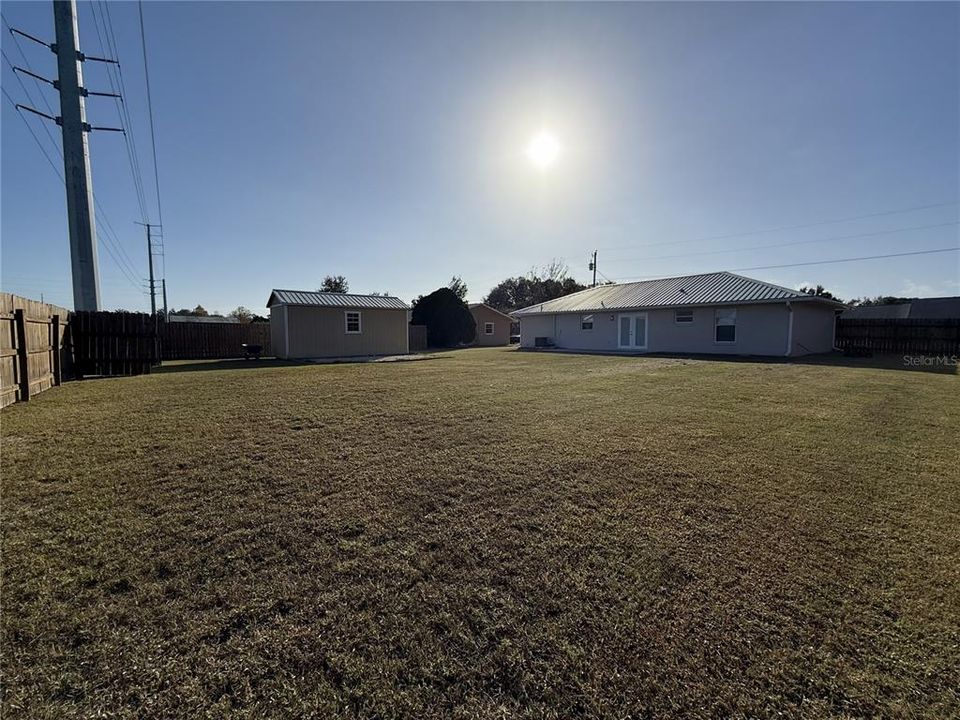 待售: $285,000 (3 贝兹, 2 浴室, 1155 平方英尺)