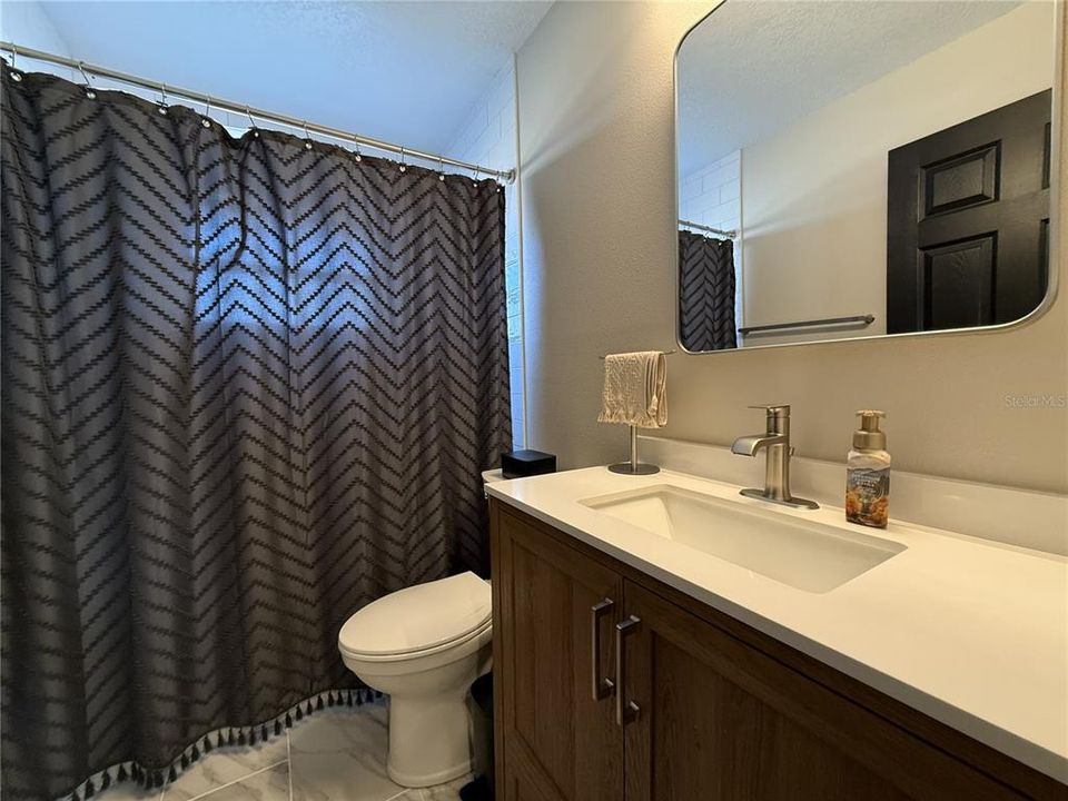 待售: $285,000 (3 贝兹, 2 浴室, 1155 平方英尺)