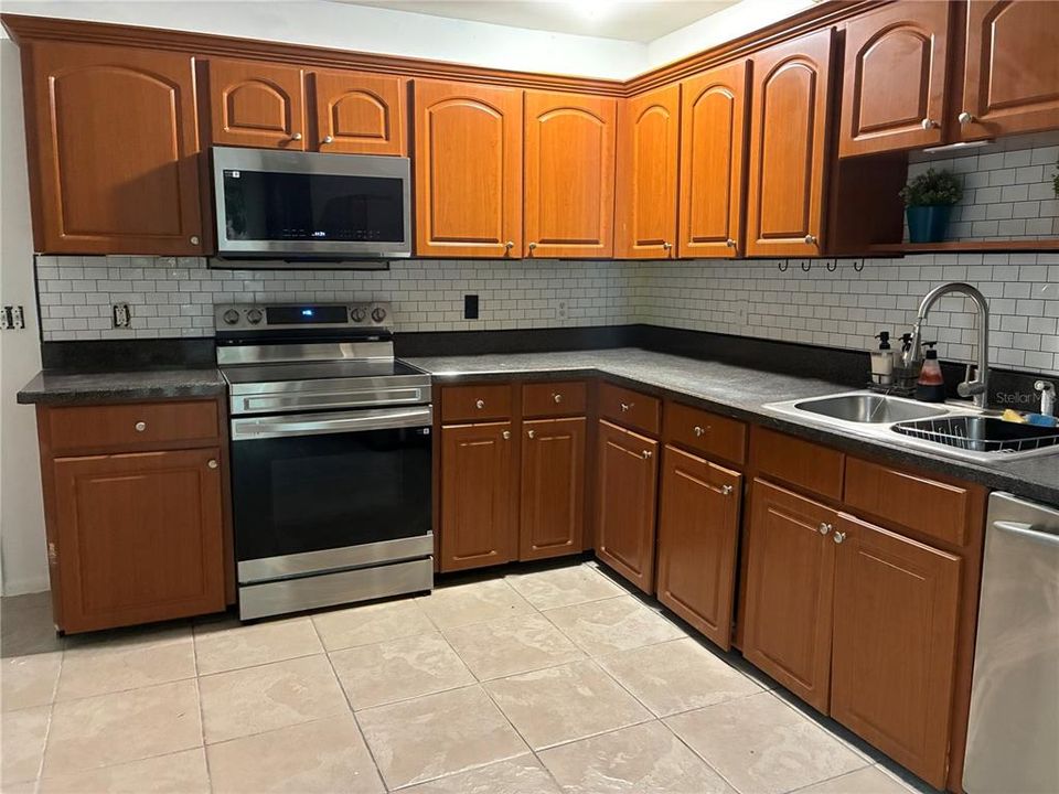 En Venta: $249,999 (2 camas, 2 baños, 1209 Pies cuadrados)