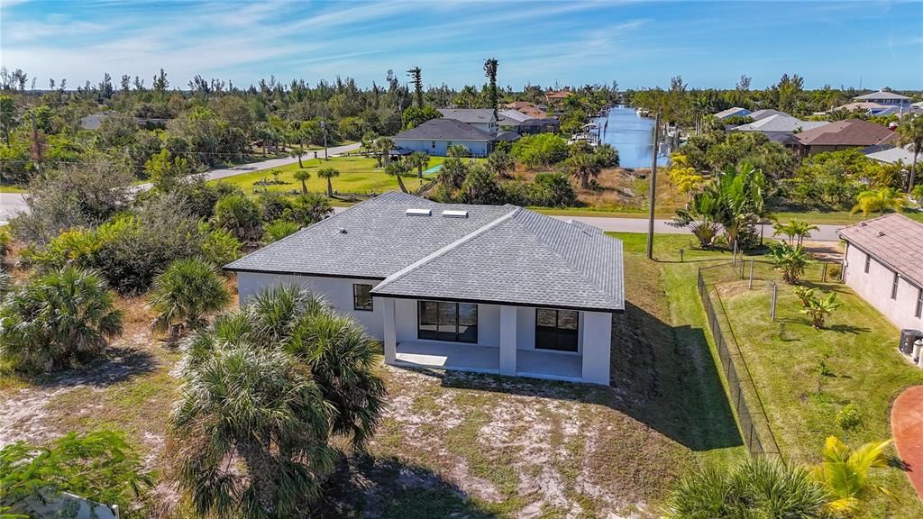 For Sale: $479,000 (3 beds, 2 baths, 1686 Square Feet)