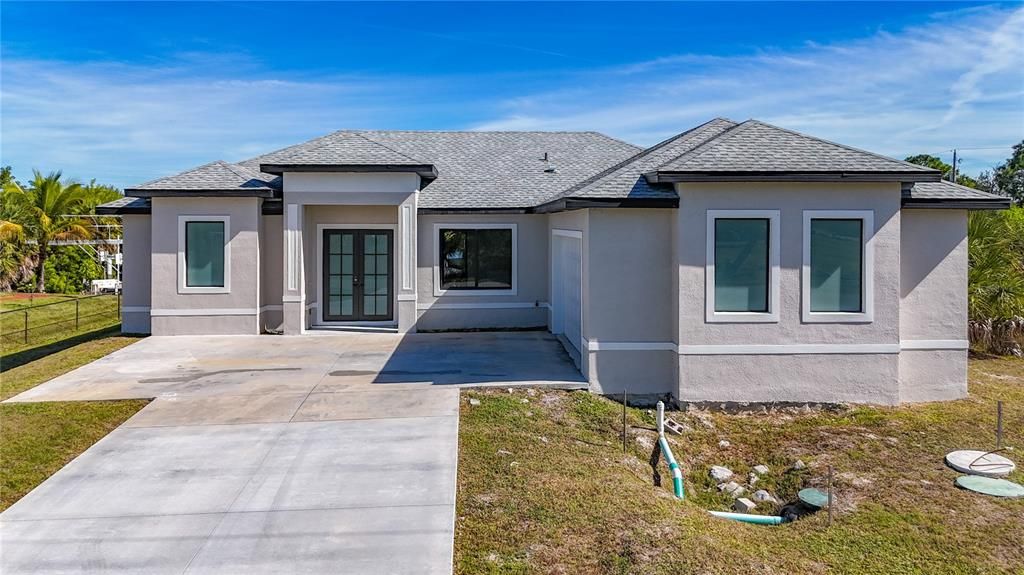 For Sale: $479,000 (3 beds, 2 baths, 1686 Square Feet)