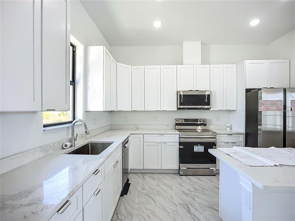 For Sale: $479,000 (3 beds, 2 baths, 1686 Square Feet)