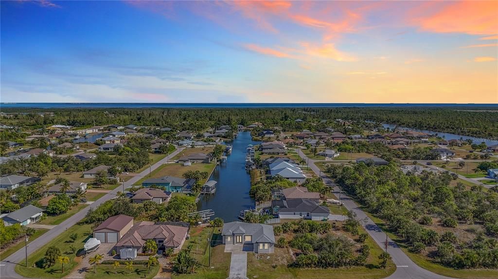 For Sale: $479,000 (3 beds, 2 baths, 1686 Square Feet)