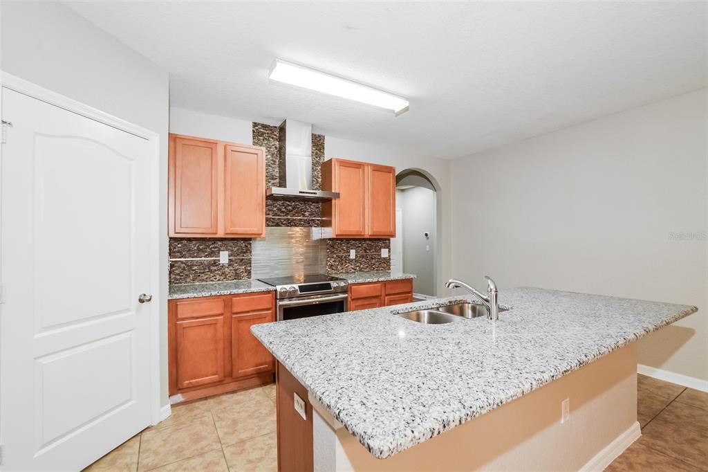 For Sale: $335,000 (4 beds, 2 baths, 1851 Square Feet)