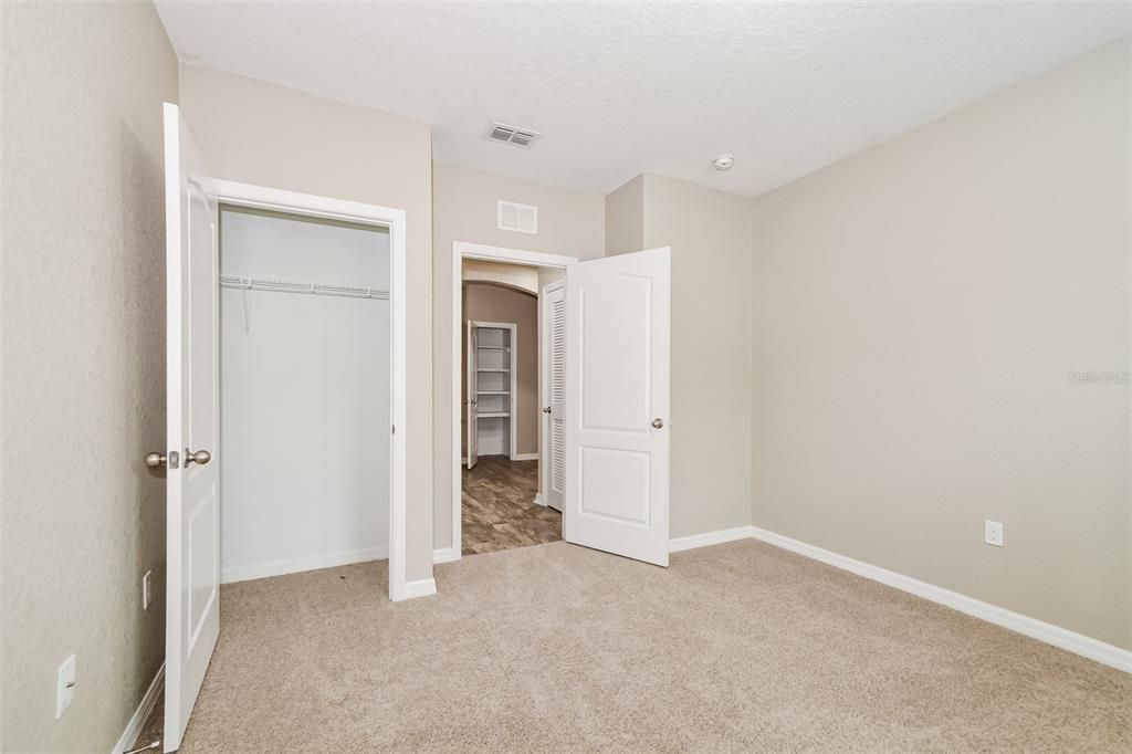 For Sale: $335,000 (4 beds, 2 baths, 1851 Square Feet)