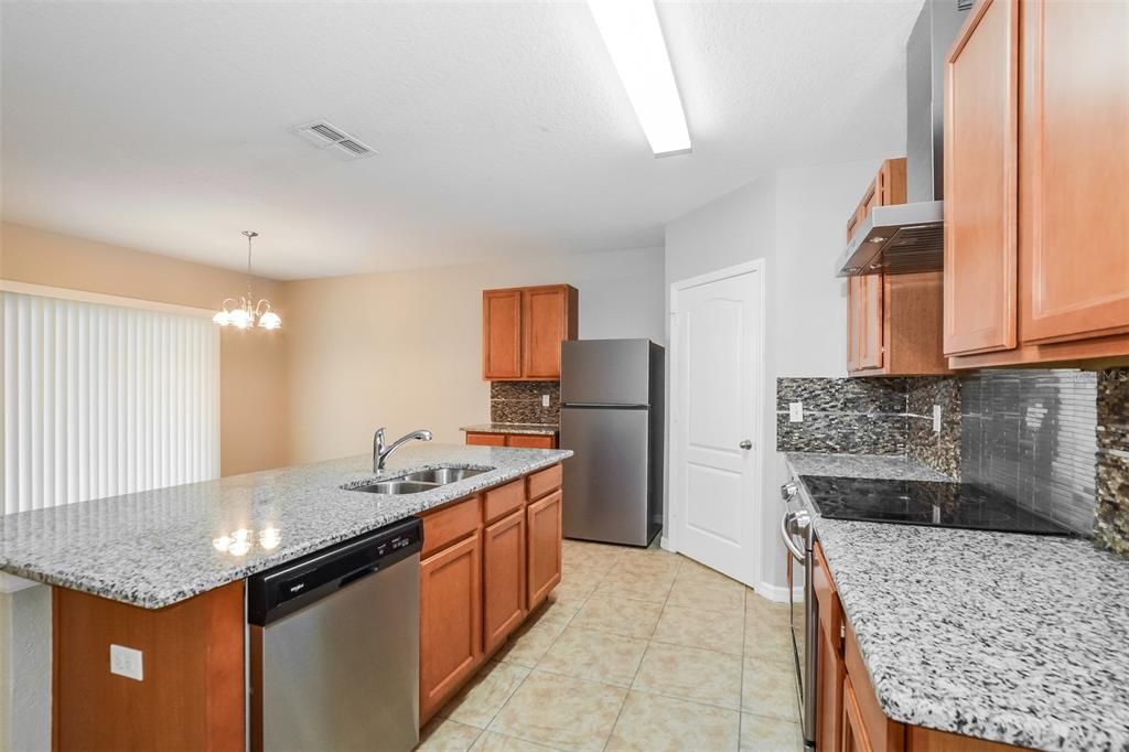 For Sale: $335,000 (4 beds, 2 baths, 1851 Square Feet)