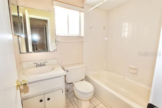 For Rent: $1,645 (2 beds, 2 baths, 837 Square Feet)