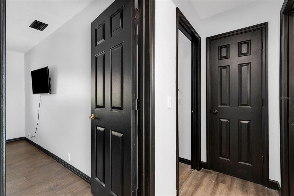 For Sale: $449,000 (4 beds, 2 baths, 1775 Square Feet)