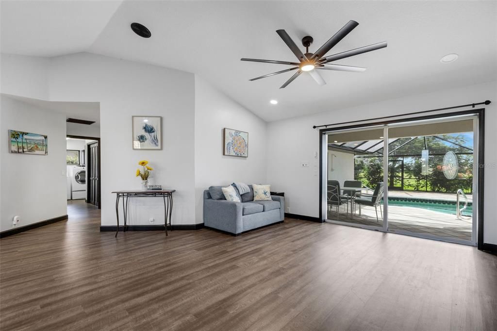 For Sale: $449,000 (4 beds, 2 baths, 1775 Square Feet)