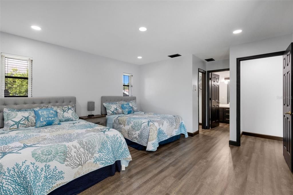 For Sale: $449,000 (4 beds, 2 baths, 1775 Square Feet)