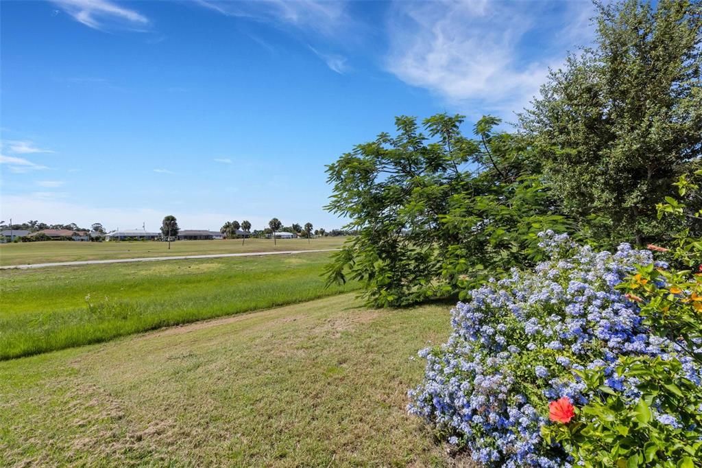 For Sale: $449,000 (4 beds, 2 baths, 1775 Square Feet)