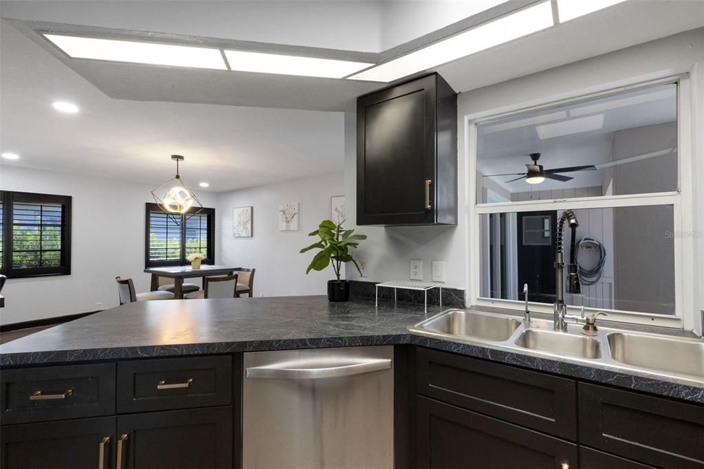 For Sale: $449,000 (4 beds, 2 baths, 1775 Square Feet)