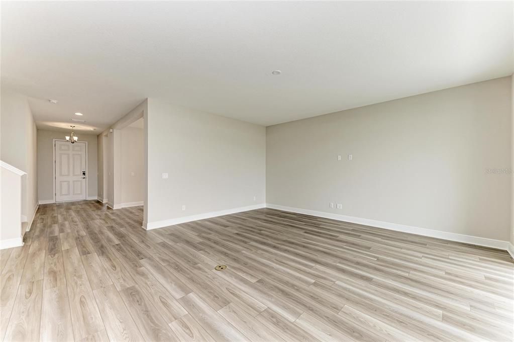 For Sale: $633,270 (5 beds, 3 baths, 3381 Square Feet)