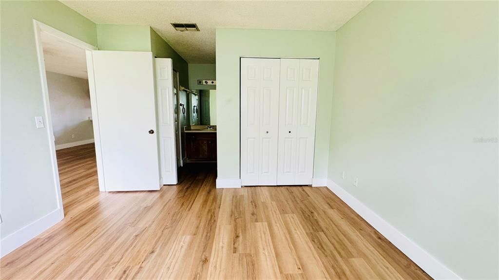 For Rent: $1,295 (2 beds, 2 baths, 864 Square Feet)