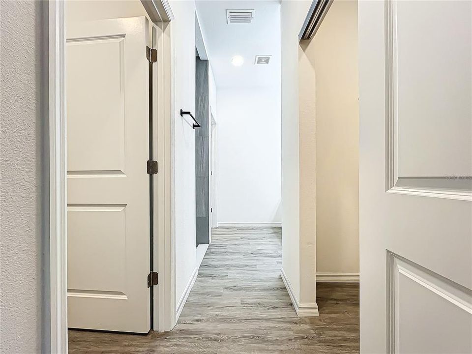 На продажу: $359,900 (3 спален, 2 ванн, 1637 Квадратных фут)