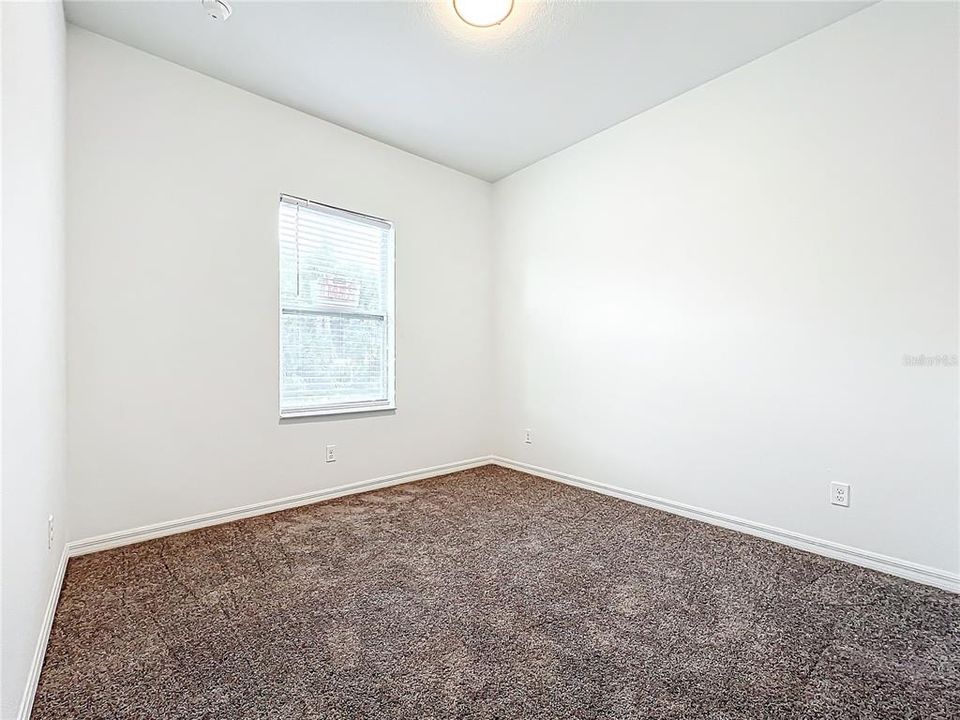 На продажу: $359,900 (3 спален, 2 ванн, 1637 Квадратных фут)