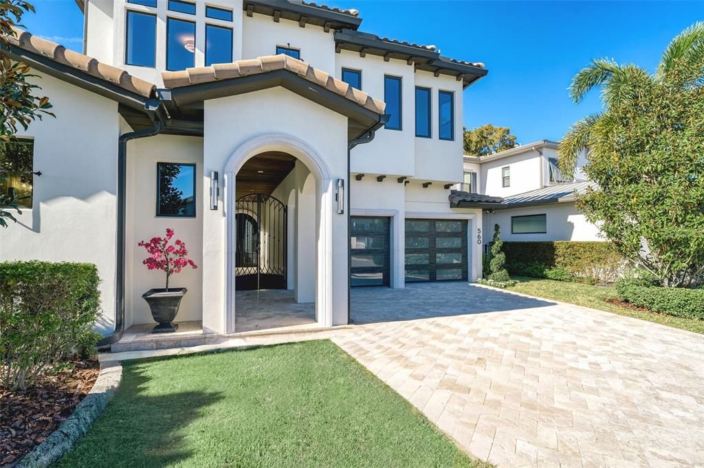 待售: $2,599,000 (6 贝兹, 5 浴室, 3946 平方英尺)