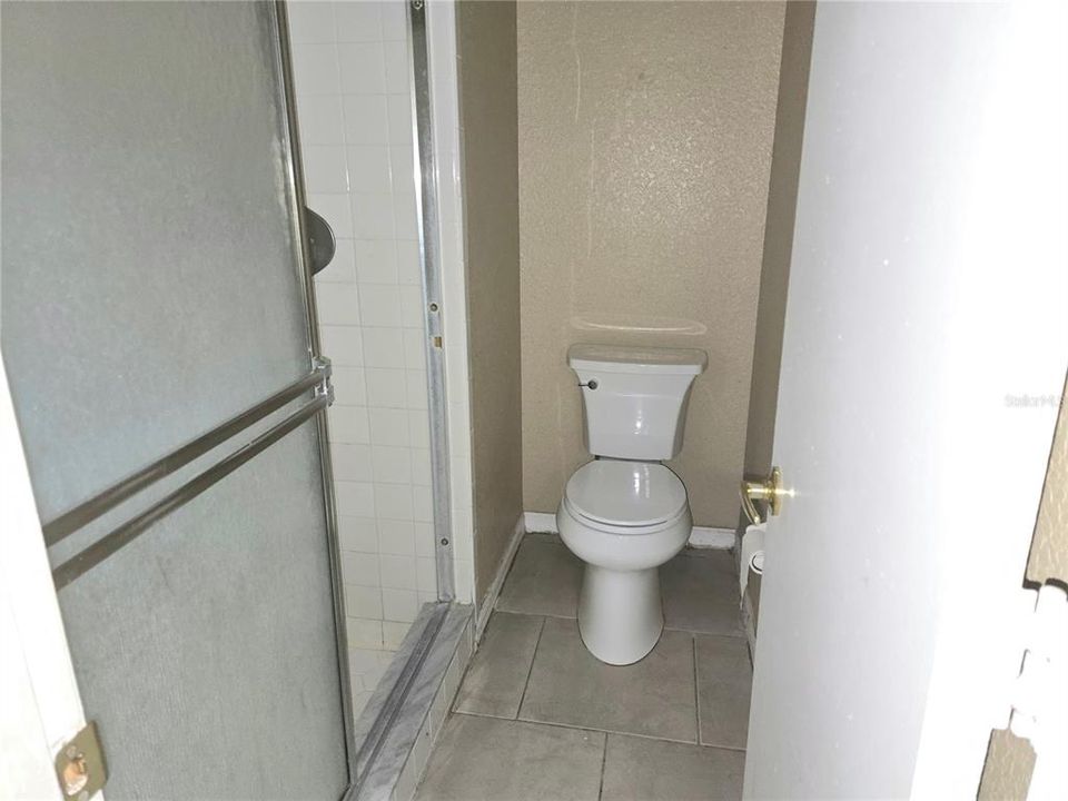 На продажу: $250,000 (4 спален, 2 ванн, 1634 Квадратных фут)