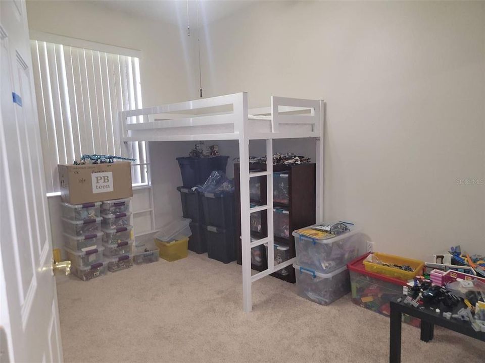 For Rent: $2,945 (4 beds, 3 baths, 2457 Square Feet)