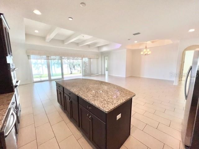 В аренду: $3,145 (3 спален, 3 ванн, 2456 Квадратных фут)