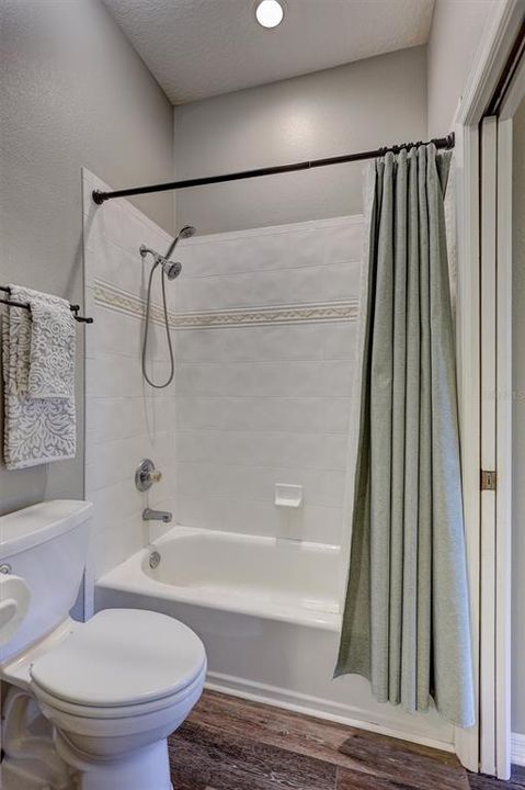 待售: $925,000 (5 贝兹, 3 浴室, 3479 平方英尺)