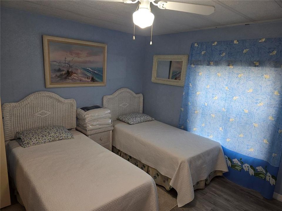 For Sale: $159,900 (2 beds, 2 baths, 1151 Square Feet)