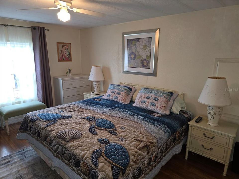 For Sale: $159,900 (2 beds, 2 baths, 1151 Square Feet)