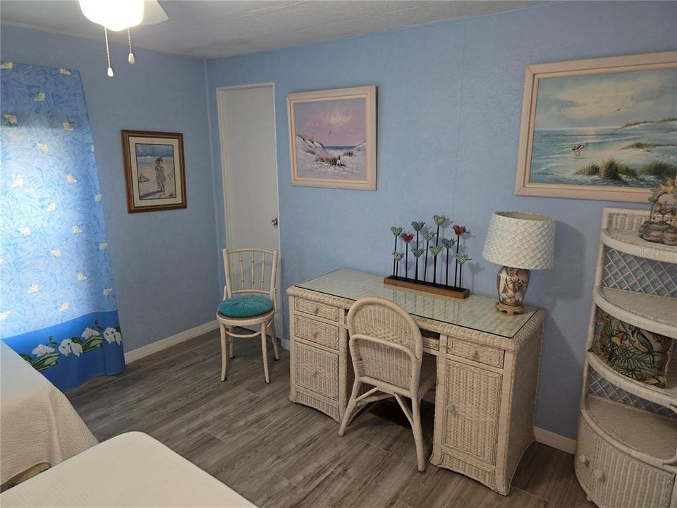 For Sale: $159,900 (2 beds, 2 baths, 1151 Square Feet)