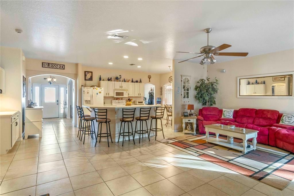 待售: $535,000 (4 贝兹, 2 浴室, 2276 平方英尺)