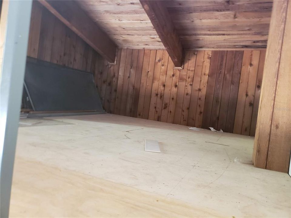 For Rent: $1,795 (2 beds, 1 baths, 1141 Square Feet)