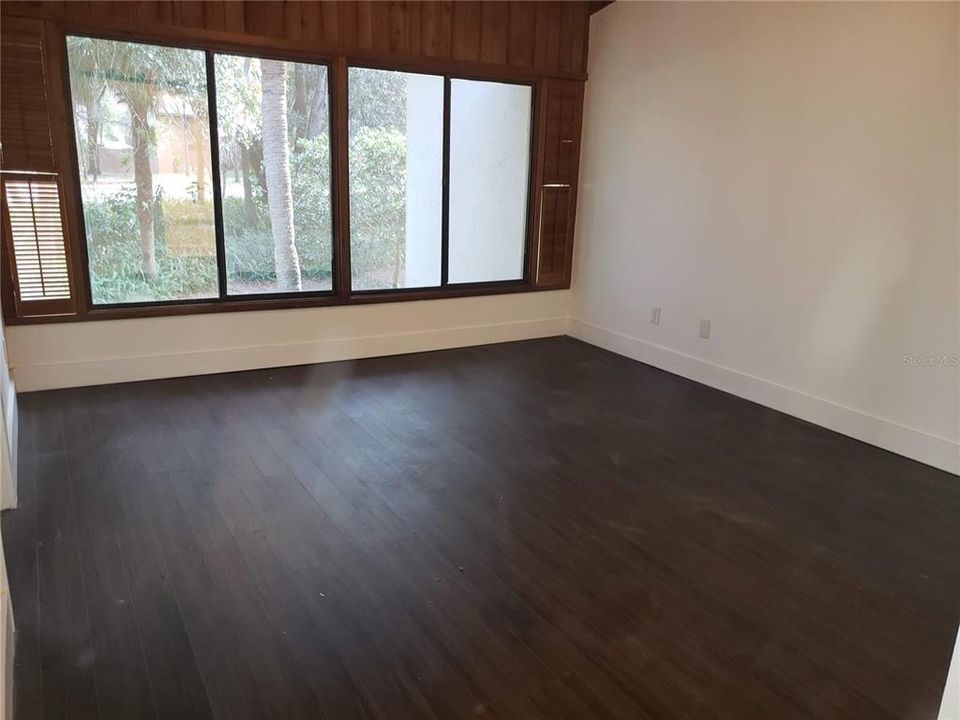 For Rent: $1,795 (2 beds, 1 baths, 1141 Square Feet)