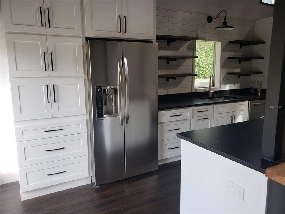 For Rent: $1,795 (2 beds, 1 baths, 1141 Square Feet)