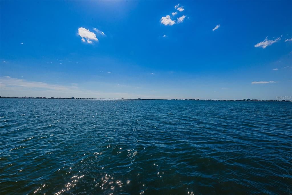 En Venta: $280,000 (2 camas, 2 baños, 1250 Pies cuadrados)