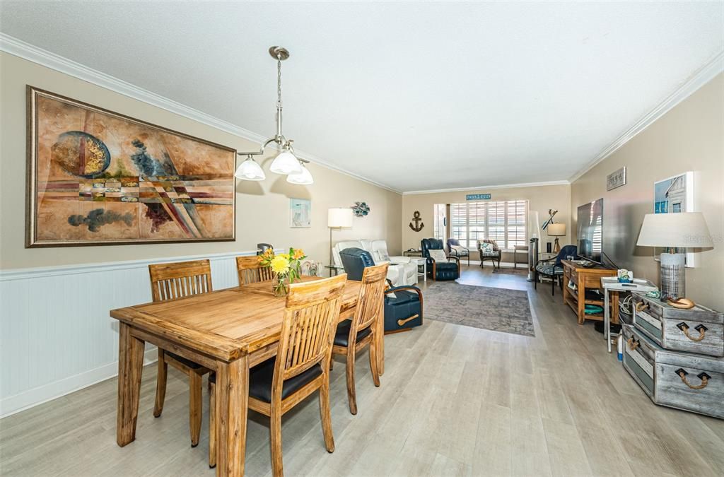 En Venta: $280,000 (2 camas, 2 baños, 1250 Pies cuadrados)