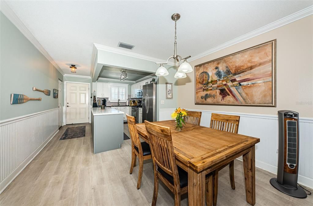 En Venta: $280,000 (2 camas, 2 baños, 1250 Pies cuadrados)