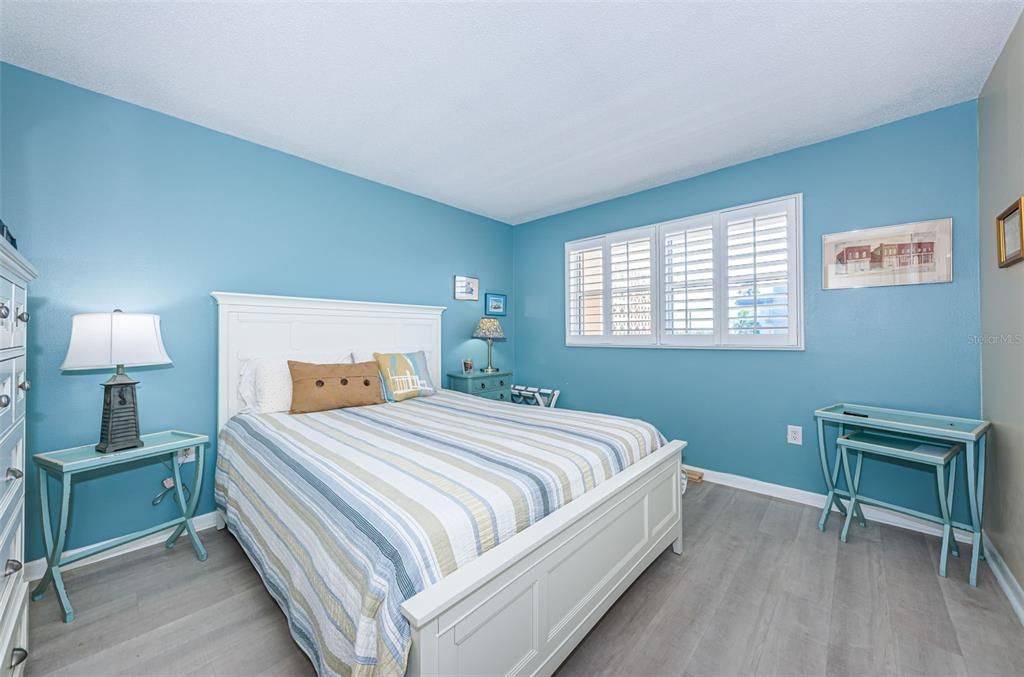 En Venta: $280,000 (2 camas, 2 baños, 1250 Pies cuadrados)