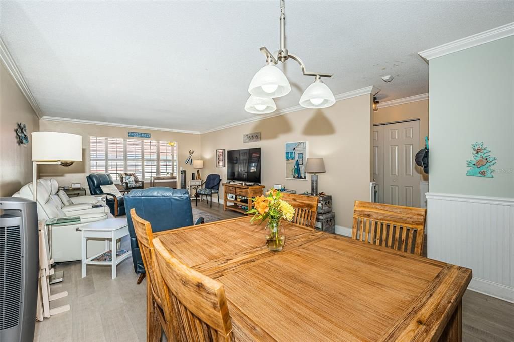 En Venta: $280,000 (2 camas, 2 baños, 1250 Pies cuadrados)