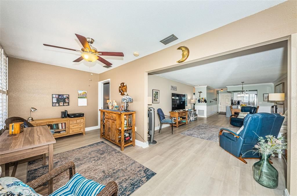 En Venta: $280,000 (2 camas, 2 baños, 1250 Pies cuadrados)