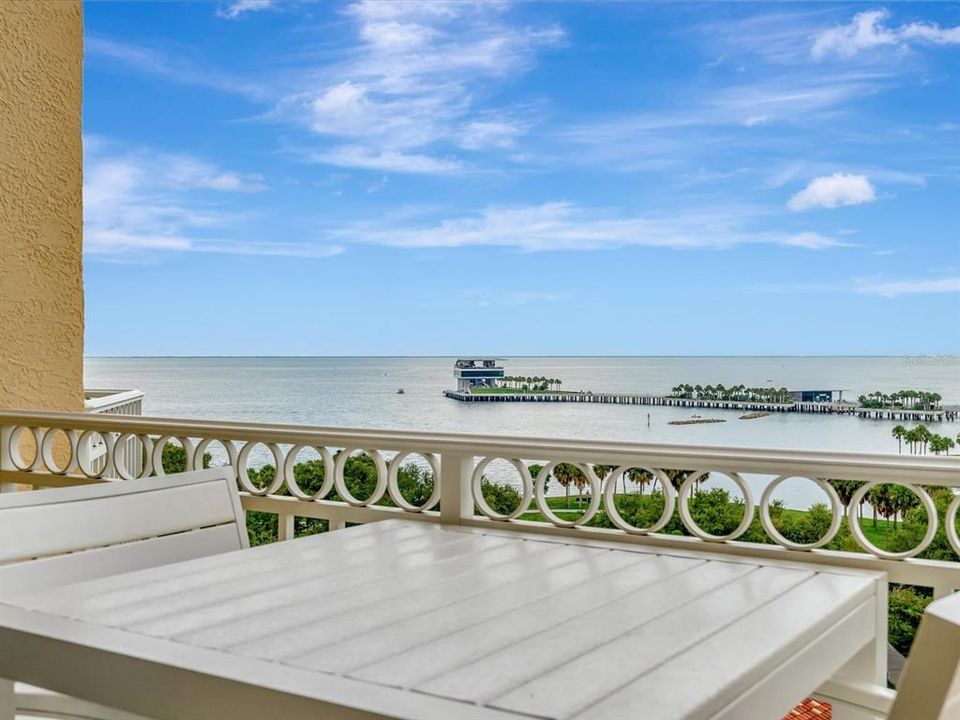 For Rent: $11,000 (2 beds, 2 baths, 2600 Square Feet)