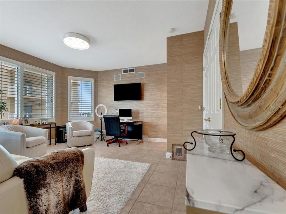 For Rent: $11,000 (2 beds, 2 baths, 2600 Square Feet)